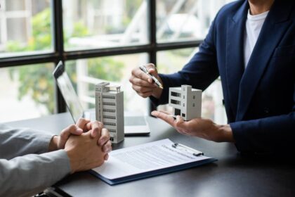 Sales,Giving,Male,Customer,Signing,Sales,Contract,,Woman,And,Man Bay Area HOA Attorneys